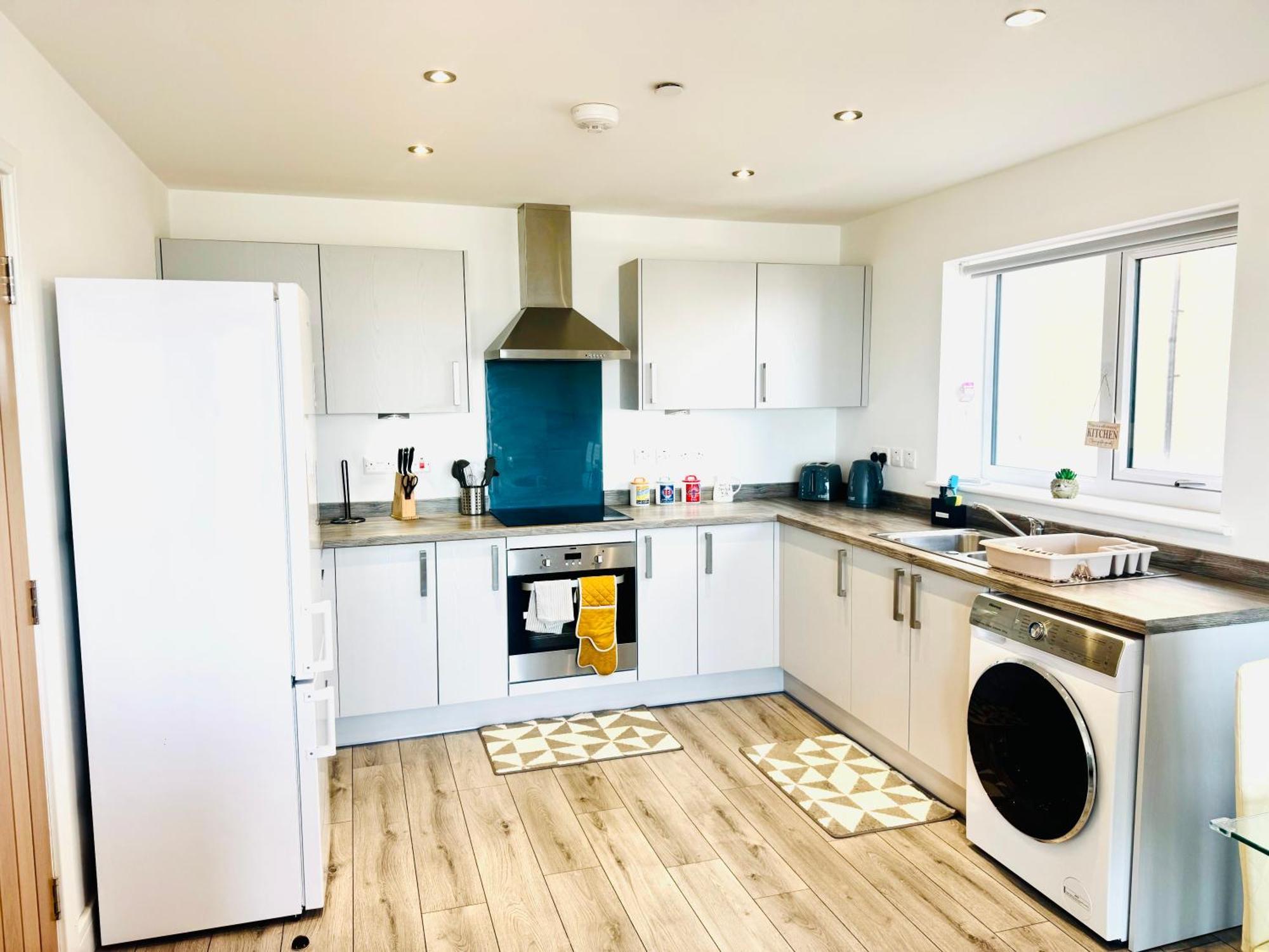 Lovely New 2 Bedroom Condo With Stunning Seaviews Penmaen-mawr Esterno foto